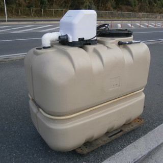 ☆川本製作所 受水槽(水タンク) 500L ポンプ付き 中古品☆