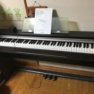 電子ピアノ Privia