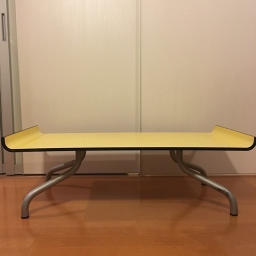 IDEE デザイナーズ テーブル 黄色