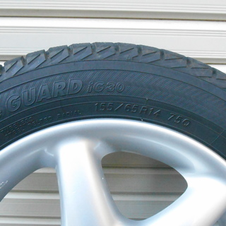 スズキ車専用スタッドレスタイヤ