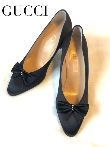 GUCCI　美品　サテンヴィンテージパンプス