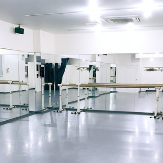 格安 レンタルスタジオ ダンススタジオ南船場 谷6 十三 スタジオアルスール 大阪のその他の無料広告 無料掲載の掲示板 ジモティー