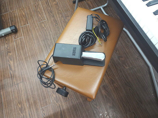 KORG SP-250 ホワイト 電子ピアノ　※北海道札幌市引き取り 札幌 引き取り コルグ/KORG 電子ピアノ SP-250 2007年製 イス付き