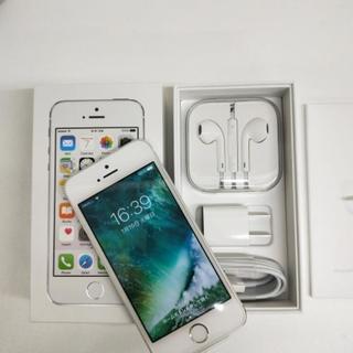 au iPhone5s  64GB   UQ mobileで使用可能 箱、イヤフォン、充電ケーブル付き au iPhone5s 64GB UQ mobileで使用可能 箱、イヤフォン、充電ケーブル付き