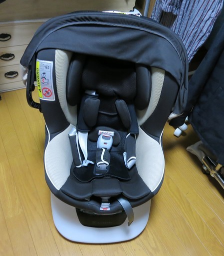 チャイルドシート　エールべべ　クルットNT　プレミアムW