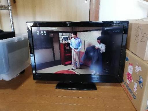 リモコン無し　32型　液晶テレビ　2012年製　メーカー不明