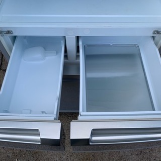 値下げしました 冷蔵庫 ５１１Ｌ 東芝 GRーC51R 2011年