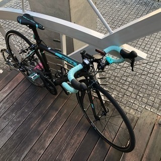 Bianchi(ビアンキ)　SEMPRE PRO（センプレ プロ)　ロードバイク　2018年　50サイズ ソラ