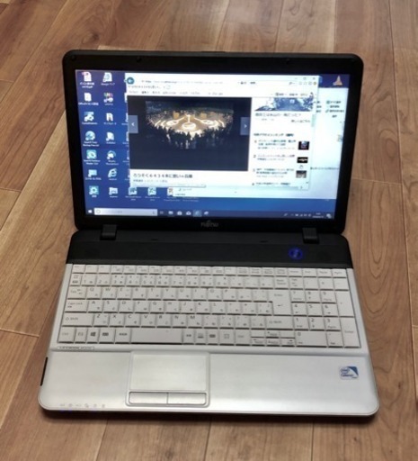 富士通 LIFBOOK 15.6インチ/cpuは2コア2スレッド/4GB/320GB/最新Win10pro/無線LAN/Office2010、アプリ多数