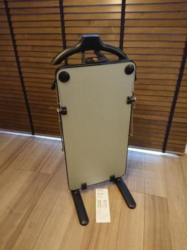 ズボンプレッサー