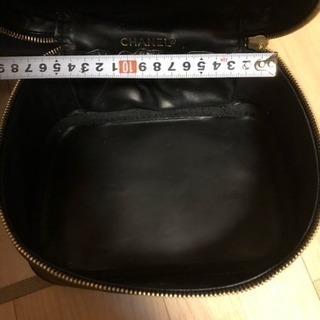 CHANEL化粧ポーチ