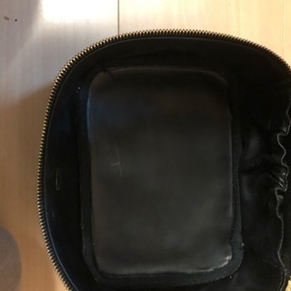 CHANEL化粧ポーチ