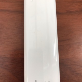 ダイソン　AM09　白