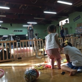 子ども連れで、ママダンス!