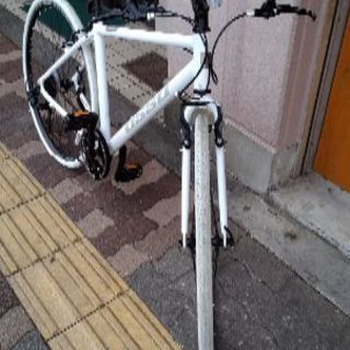 美品☆OSSO[オッソ]USUAL[ユージェル]700c クロスバイク アルミ/7speed/マットホワイト