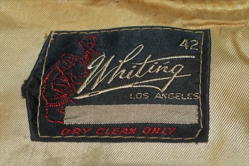 【身幅：５８cm】赤い 古着 ブルゾン 42 かわいい【whiting】世田谷 ガレージ 所さん m l 身幅：58cm】赤い 古着 ブルゾン 42 かわいい【whiting】世田谷