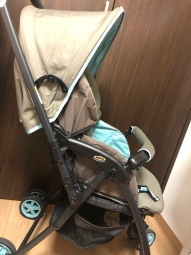 お渡し完了⭐両対面式  超軽量  カルーン  アクア  アップリカ