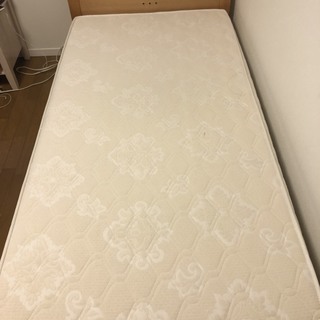 （再々値下げしました！！！）イタリア製　マニフレックス社シングルベッド