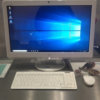 Fujitsu 一体型デスクトップPC