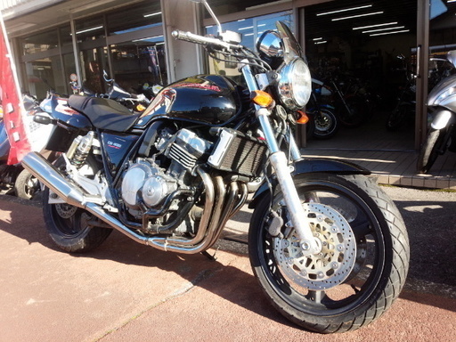 NO.2476　ＣＢ４００ＳＦ　水冷４サイクルＤＯＨＣ１６バルブ４気筒４００ｃｃエンジン　☆彡