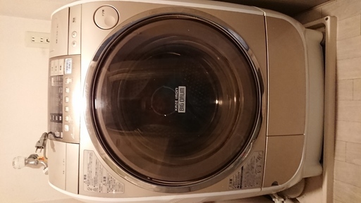ドラム式洗濯乾燥機　１０ｋｇ　風アイロン ビッグドラム BD-V3100　日立　引っ越し処分です！