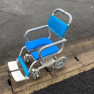 入浴用車椅子◼️シャワーキャリー ◼️青 シャワーキャリー 入浴用車いす