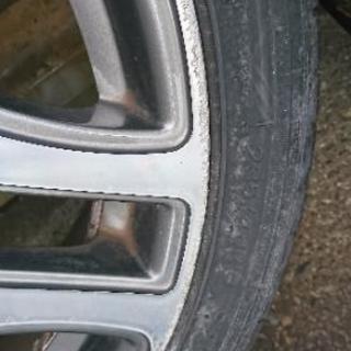 タイヤつき18インチアルミ