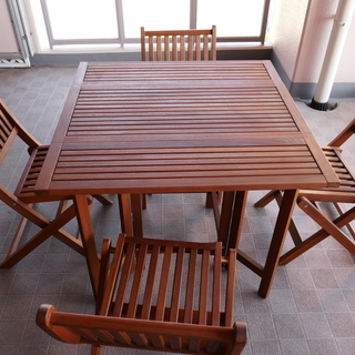 木製テーブル＋椅子（セット）