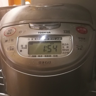 平成21年製 東芝炊飯器 RC-10RH 5.5合炊