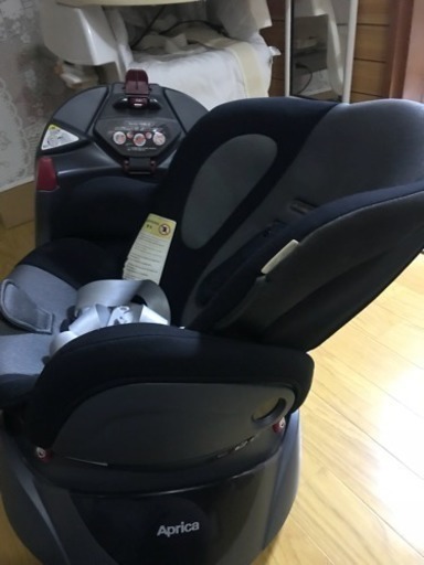 ※更に値下げ！アップリカ チャイルドシート