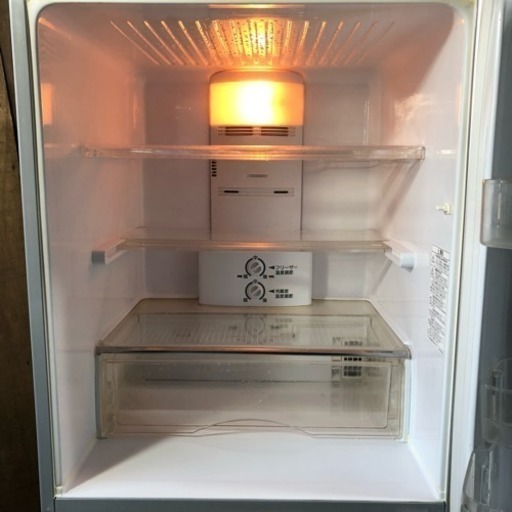 配送無料】大きめ255L 3ドア冷蔵庫 SANYO SR-T26B