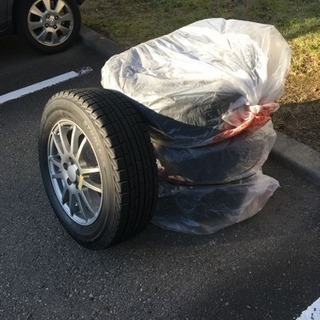 【1/26値下げしました！】スタッドレスタイヤ(YOKOHAMAタイヤ)