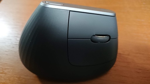 美品　マウス　ロジクールのMX Vertical（ アドバンス エルゴノミック）発送可
