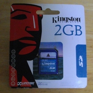 Kingston 2GB SD card （新品未開封品）