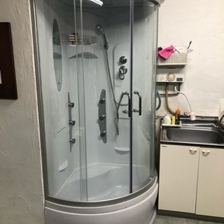 シャワールーム売ります。