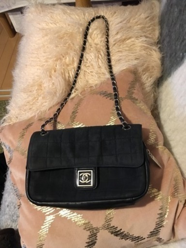 CHANEL ショルダーバッグ