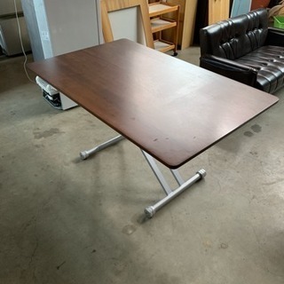 ダイニングテーブル、折りたたみテーブル