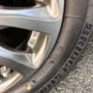 スタッドレス タイヤ 新品同様 45000円で購入したばかり。ブリヂストン 13インチ 14インチ