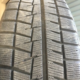 215／60r16 ブリヂストン  スタッドレス4本セット中古