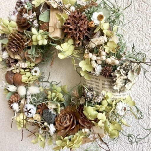 受注制作アナベルと木の実のナチュラルリース