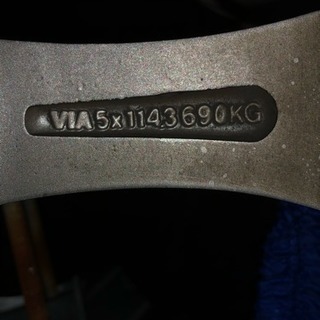 ♪スタッドレスタイヤ205/60/R16美品♪