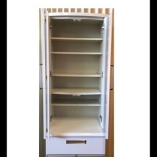 ほぼ未使用 食器棚 ホワイト 高品質 掃除完了しました