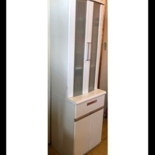 ほぼ未使用 食器棚 ホワイト 高品質 掃除完了しました