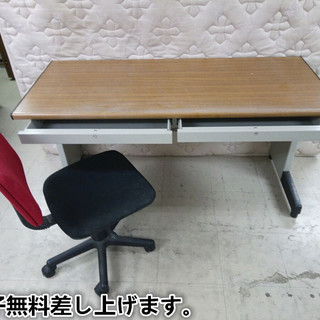 美品テーブル　2箇所引き出し　椅子無料差し上げます