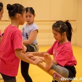 チアダンスのためのバレエ基礎クラス - 町田市