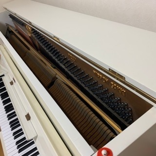 YAMAHA(ヤマハ) アップライトピアノ 白 本体&イスセット