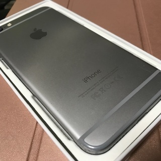 iPhone 6 Space Gray 64 GB 取引中