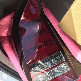 30プリウス テールランプ 