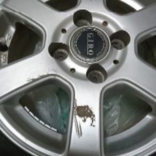 ブリジストンのスタッドレスタイヤ4本