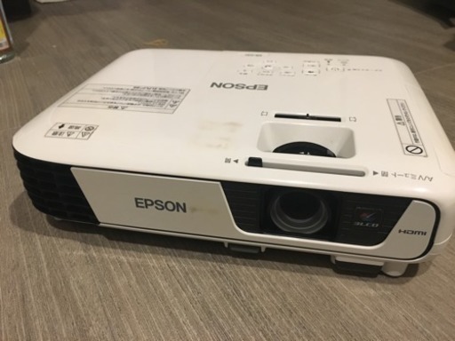 EPSON製 型番EB-X04 リモコン/収納ケース/電源ケーブル付属